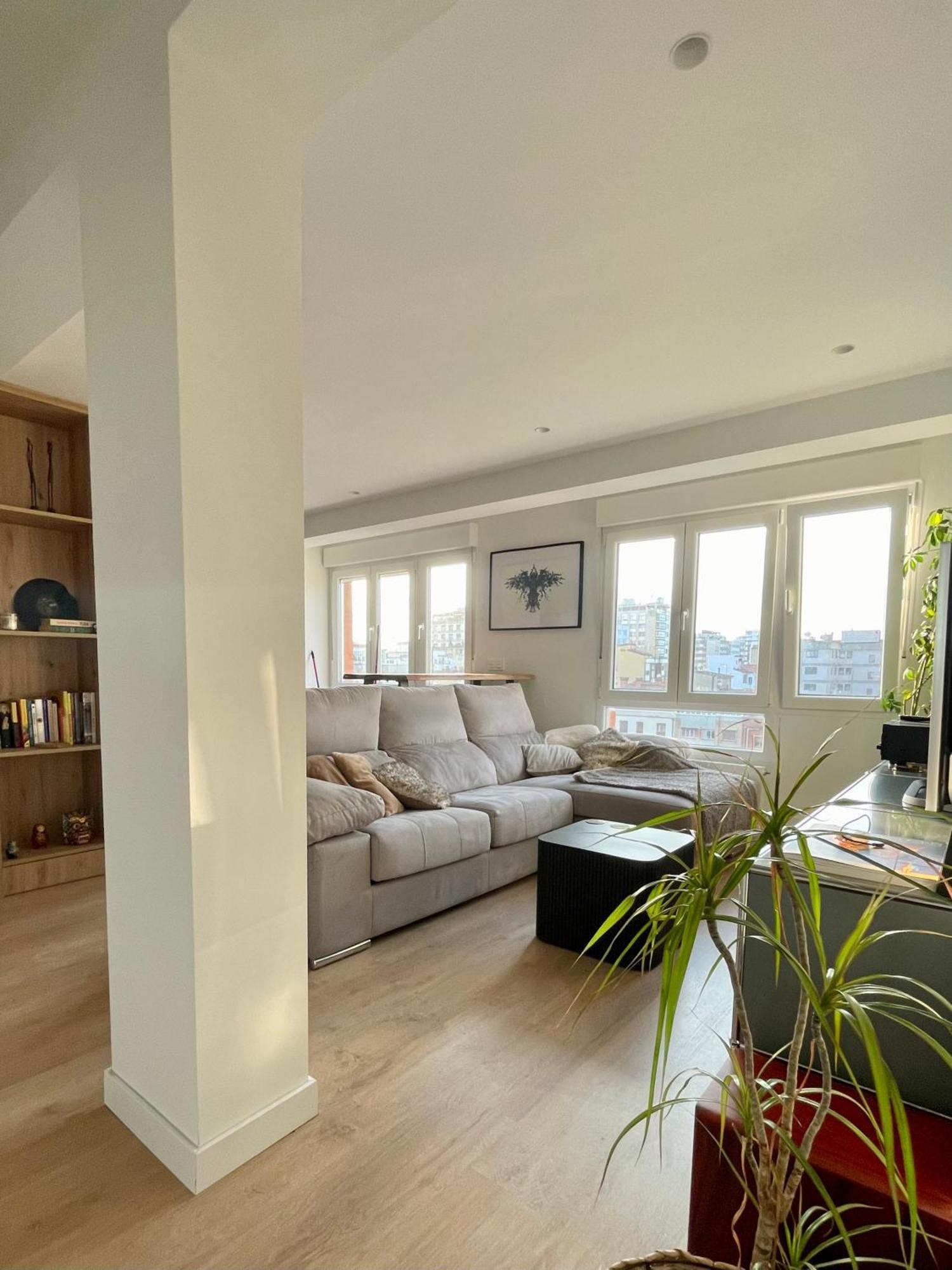 Piso De 2 Habitaciones En Centro, Zona Muy Tranquila Con Playa A 2 Min Andando Хихон Экстерьер фото